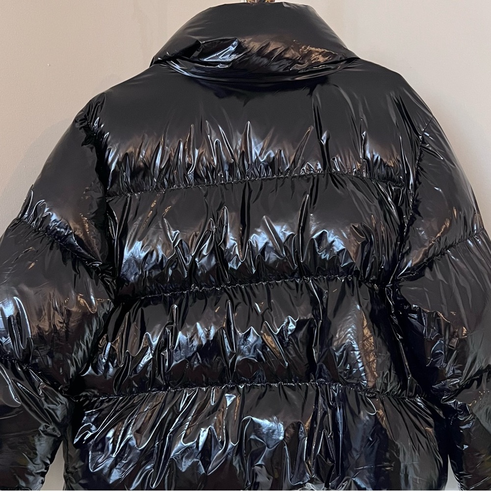 Noize “Coco” Cropped Glossy Puffer NEW - Picture 2 of 14